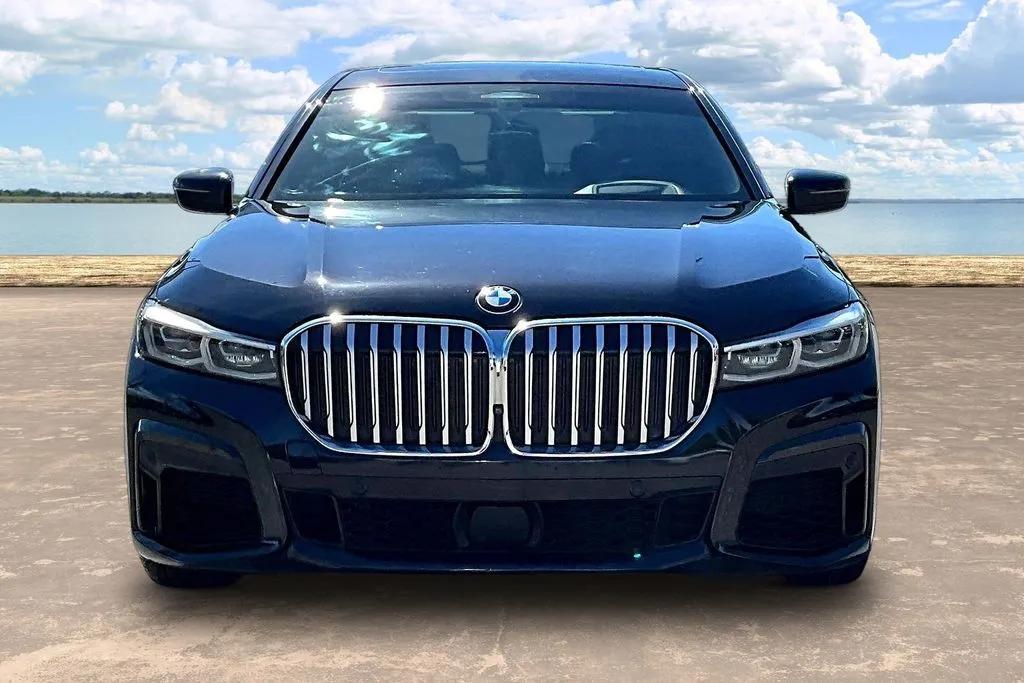 bmw 7 series 2021 WBA7U2C04MCF55631 image bmw 7 series 2021 WBA7U2C04MCF55631 image